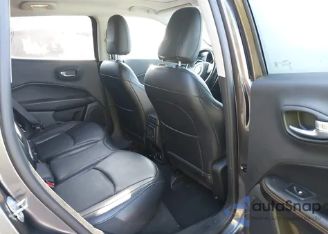 2019 Jeep Compass Limited 4X4 из США, поврежденный, VIN 3C4NJDCB3KT842909